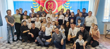 Праздничный концерт с родителями «Как Вова в армию ходил» для детей старшего возраста. Праздничный концерт с родителями «Как Вова в армию ходил» для детей старшего возраста.